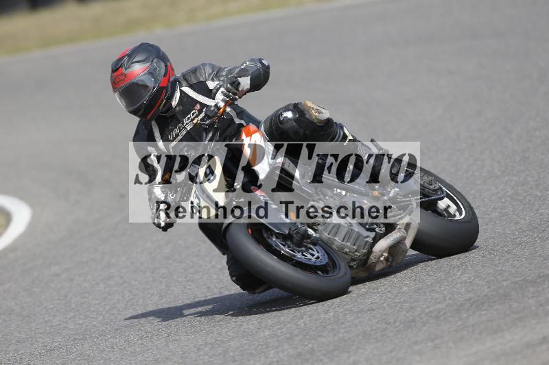 /37 09.08.2026  Pluess Motosport ADR/Einsteiger/439